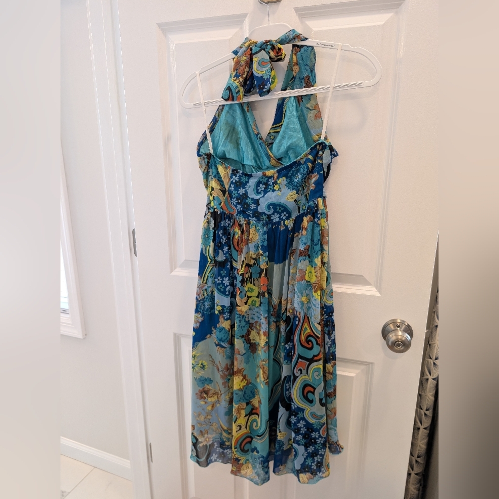 Vibrant Floral Halter Dress - Picture 5 of 8